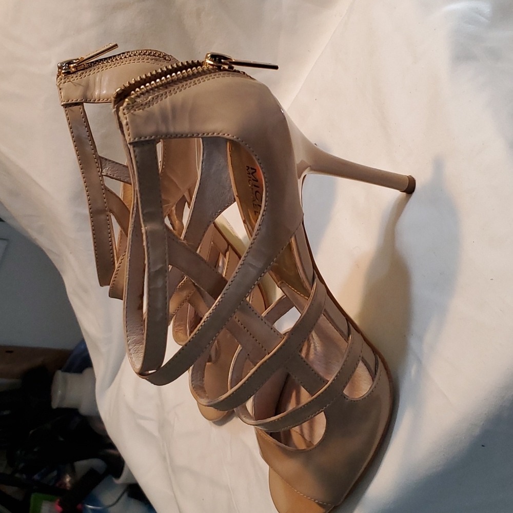 Michael Kors heels👠